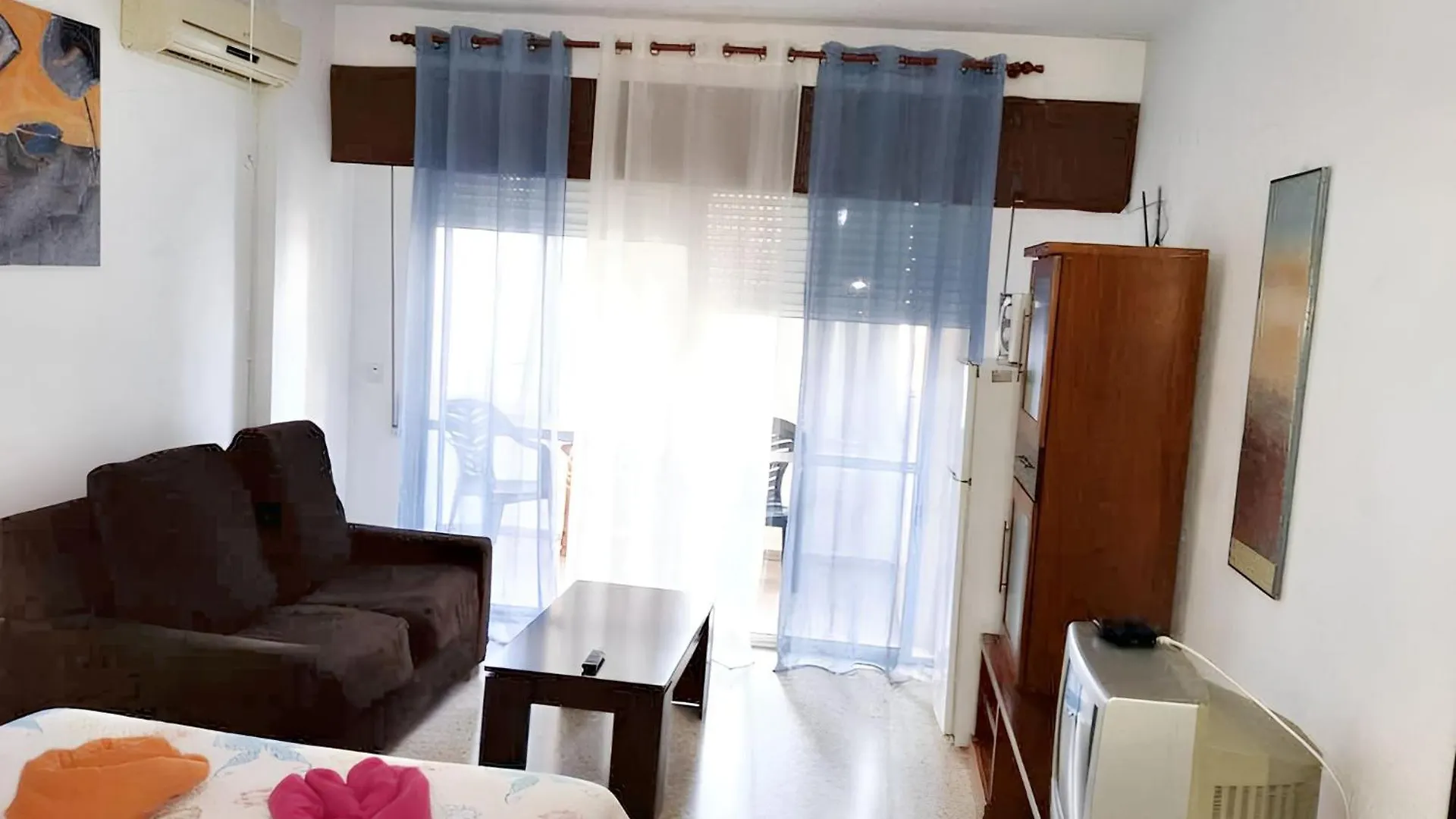 Cosy Studio In Torremolinos 43 M² With Balcony